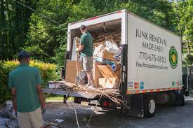 Best Construction Debris Removal  in Petoskey, MI